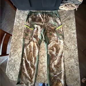 Under Armour Green and Brown Cargo Pants